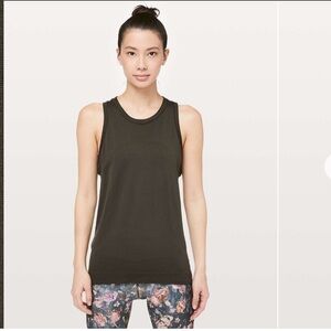 Lululemon Swiftly Breeze Tank *Relaxed Fit
Dark Olive / Dark Olive